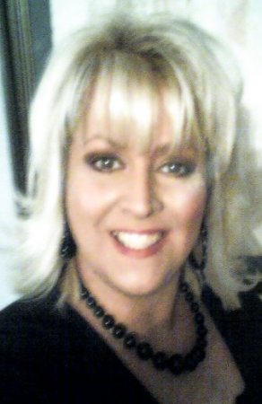 Debbie Dukes Photo 25