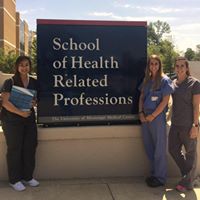 Lindsey Calvert Photo 16