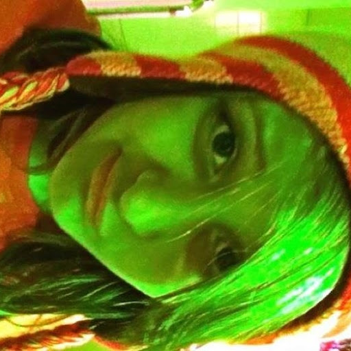 Sarah Shahan Photo 3