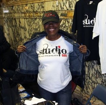 Debra Warren Photo 20