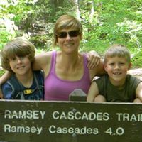 Jennifer Breeden Photo 15