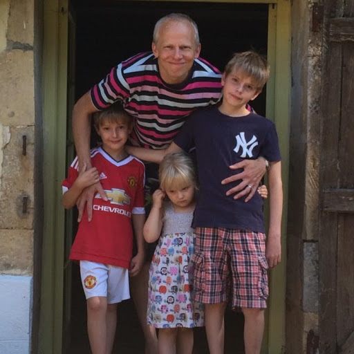 Conrad Mills Photo 13