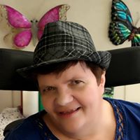 Joan Zacharias Photo 4
