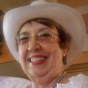 Joyce Lambert Photo 31