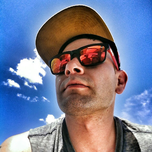 Justin Tapia Photo 5