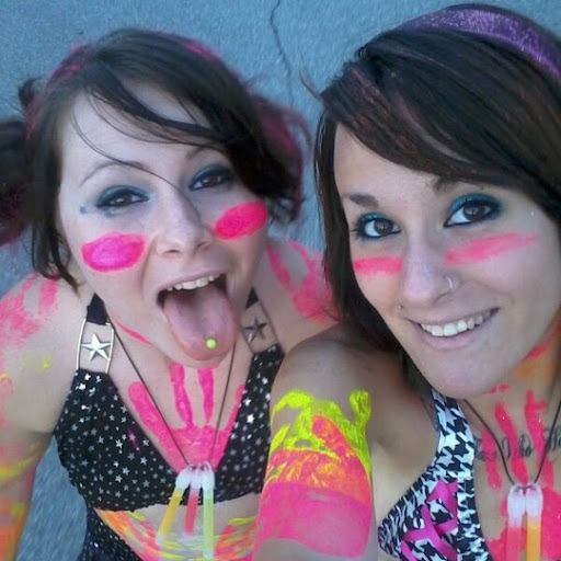 Michelle Keller Photo 24