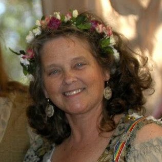 Julie Sauer Photo 33