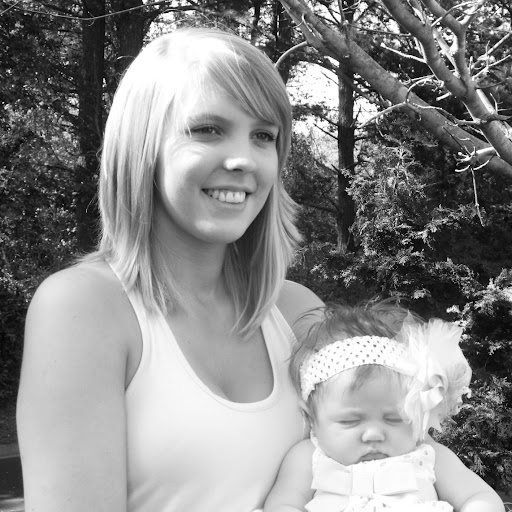 Amber Taylor Photo 46