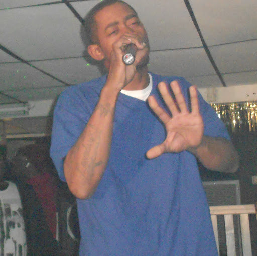 Kenneth Ashley Photo 27