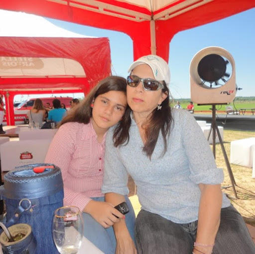 Amelia Bobadilla Photo 2