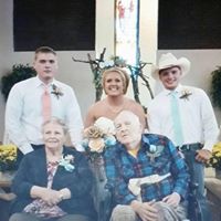 Dana Lindsey Photo 23