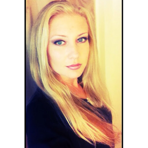 Stephanie Moody Photo 28