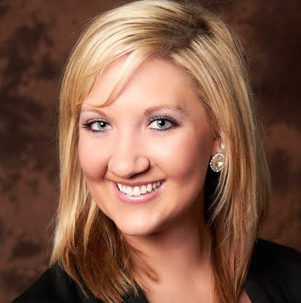 Christina Harmon Photo 11