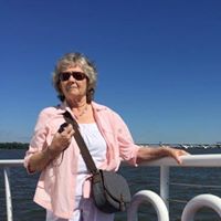 Kathryn Myers Photo 45