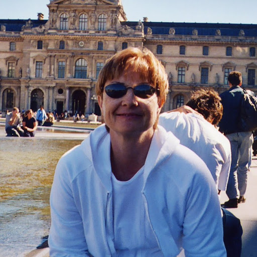 Susan Whitmore Photo 30