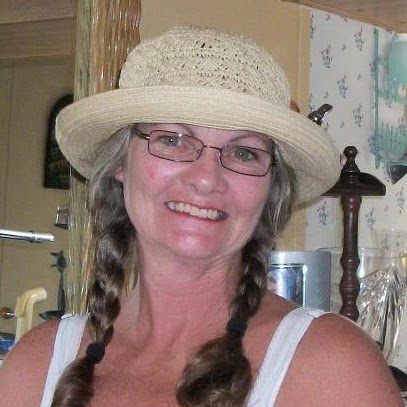 Karen Arnold Photo 9