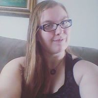 Megan Farnsworth Photo 29