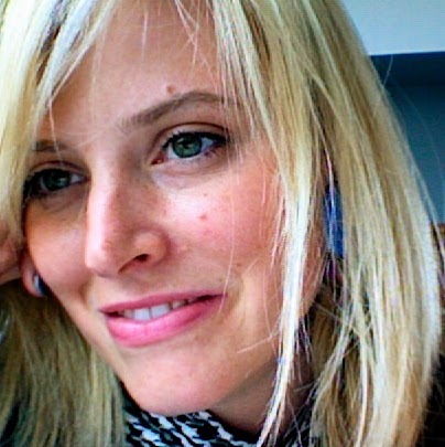 Julie Tanner Photo 18