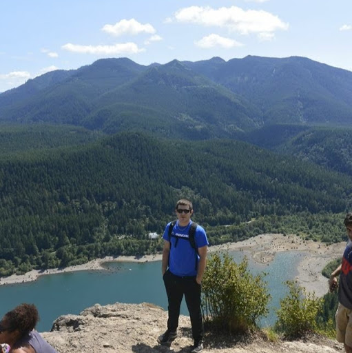 Daniel Vargas Photo 4