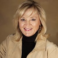 Mary Weir Photo 20