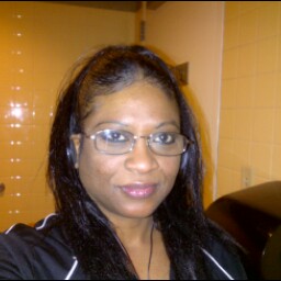 Ramona Davis Photo 15