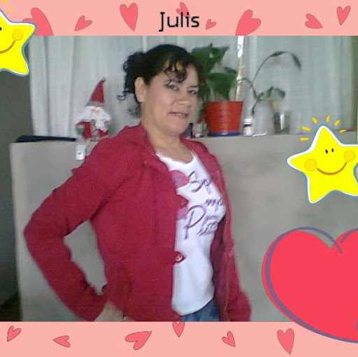 Julia Arias Photo 17