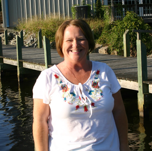 Carolyn Brewer Photo 22