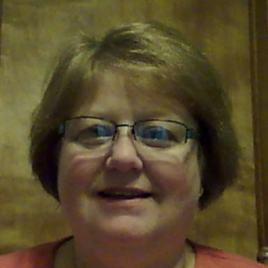 Ellen Hudson Photo 20