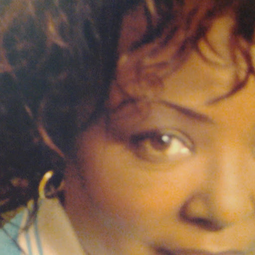 Linda Nicholas Photo 35