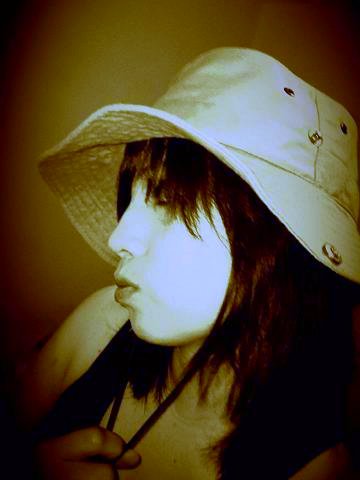 Ana Lugo Photo 20