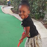 Victoria Phillips Photo 44