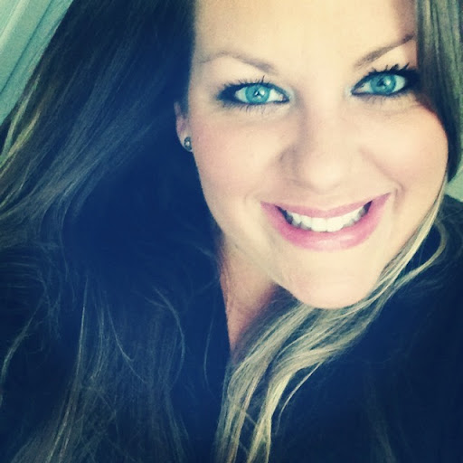 Michelle Berlin Photo 29