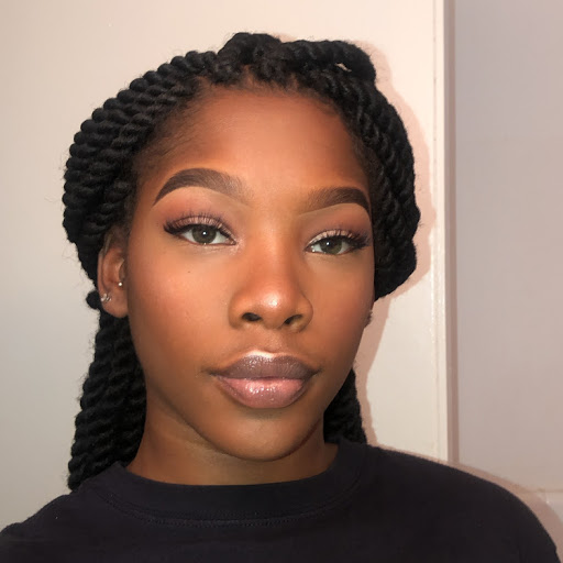 Alana Robinson Photo 18