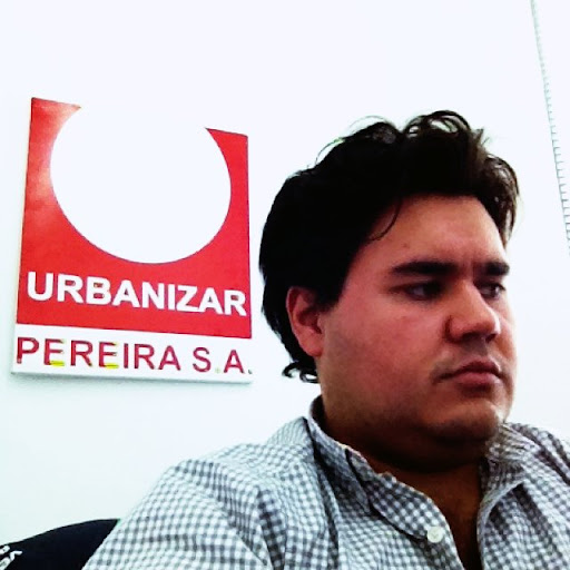 Pedro Gomez Photo 40