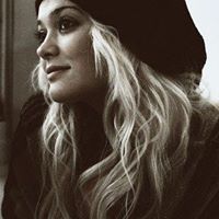 Julia Cleveland Photo 19