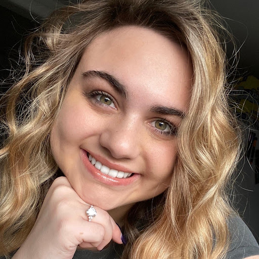 Haley White Photo 11