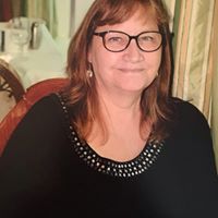Deborah Bowling Photo 14