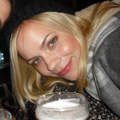 Julia Blackburn Photo 12