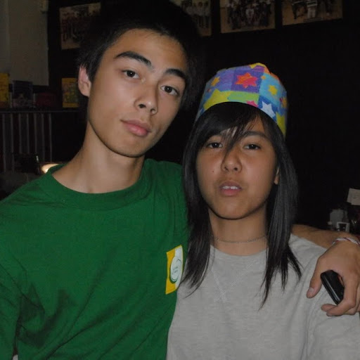 Julia Vargas Photo 39