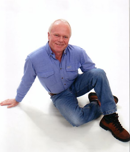 Gary Webb Photo 54