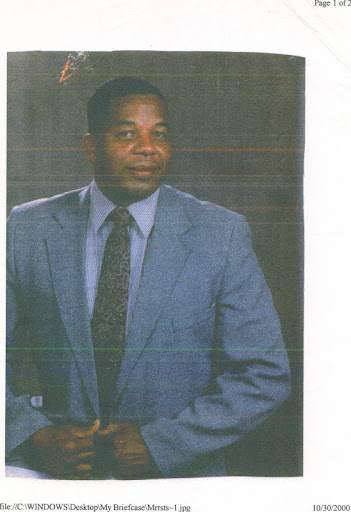 Harry Winslow Photo 7