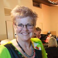 Kristine Peters Photo 11