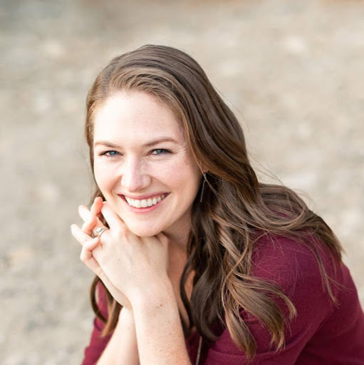 Julia Crawford Photo 25