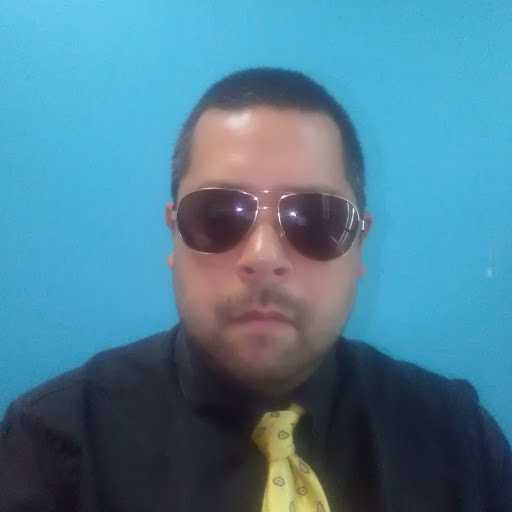 Peter Reyes Photo 23