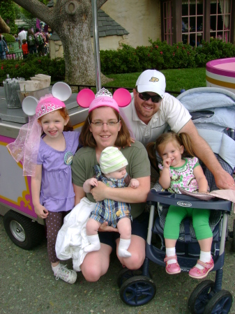 Jennifer Moody Photo 24