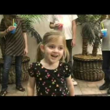 Angela Griffiths Photo 8