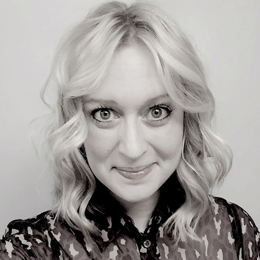 Ursula Armstrong Photo 4