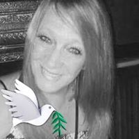 Linda Thompson Photo 10