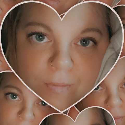 Sarah Anderson Photo 36