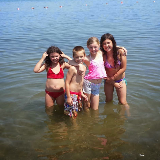 Kristin Shoemaker Photo 19